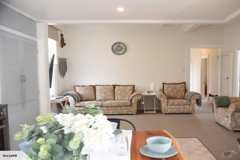 Photo of property in 35 Konini Street, Tawhero, Whanganui, 4501