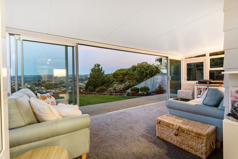 Photo of property in 28 Doncaster Terrace, Ascot Park, Porirua, 5024