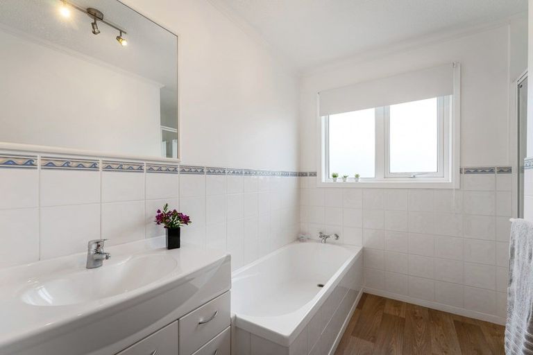 Photo of property in 77 Discovery Drive, Whitby, Porirua, 5024