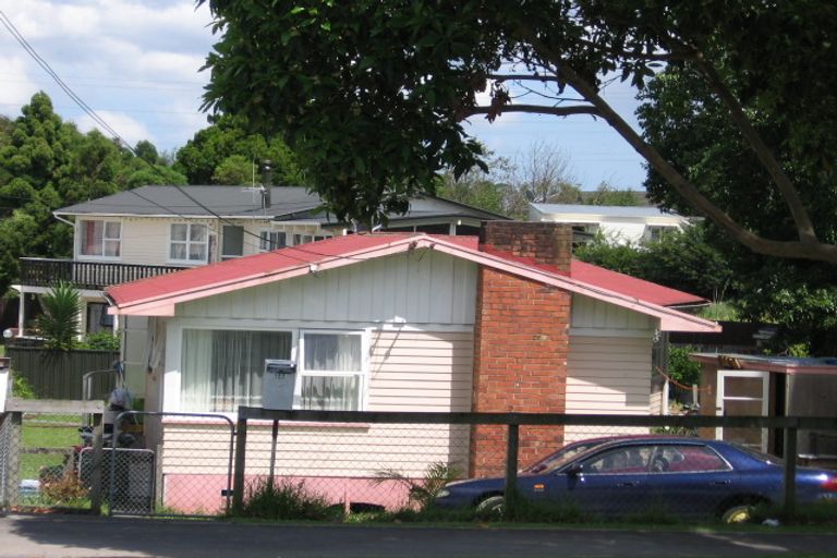 Photo of property in 121 St Georges Road, Avondale, Auckland, 0600