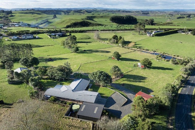 Photo of property in 499 Clark And Denize Road, Pukekawa, Tuakau, 2696