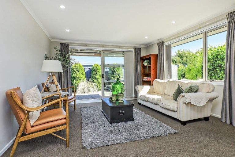 Photo of property in 2a Goddard Lane, Havelock North, 4130