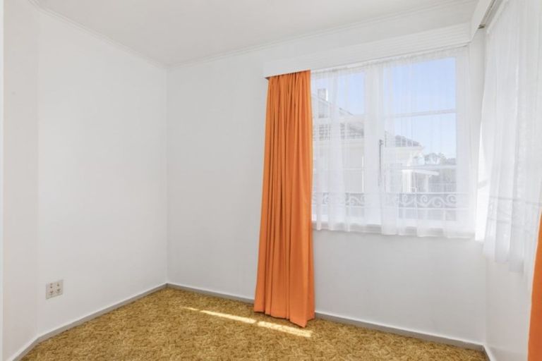 Photo of property in 7 Poole Street, Taita, Lower Hutt, 5011