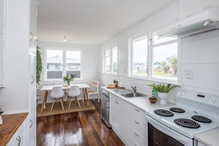 Photo of property in 64 Matene Street, Otaki, 5512