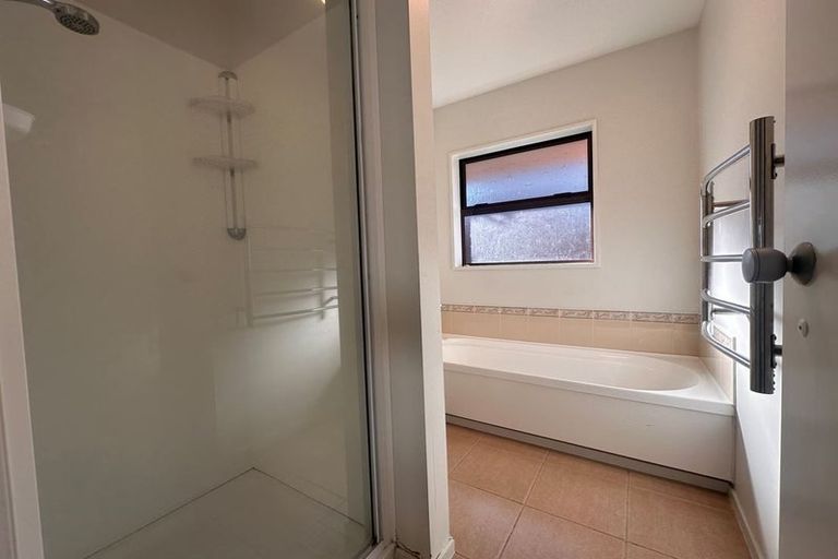 Photo of property in 3 Cranbrook Avenue, Burnside, Christchurch, 8053