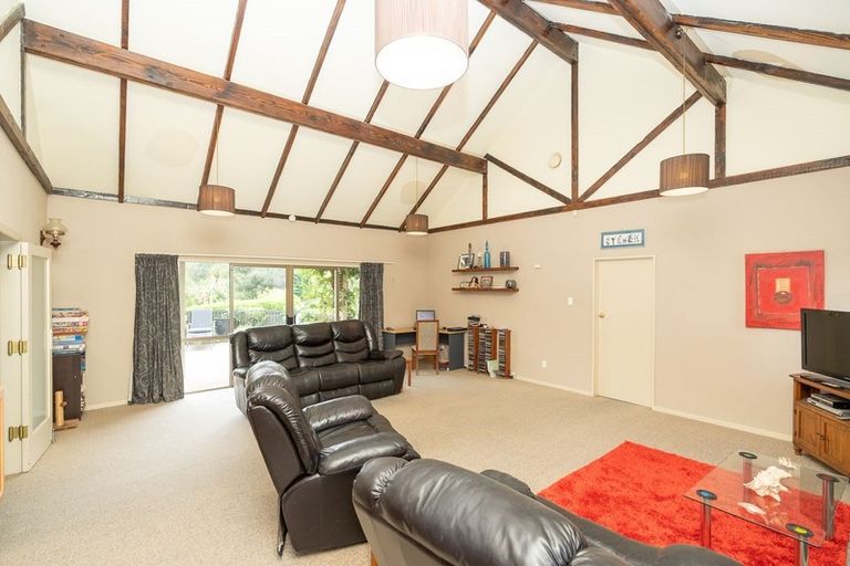 Photo of property in 105 Barrett Road, Temple View, Hamilton, 3290