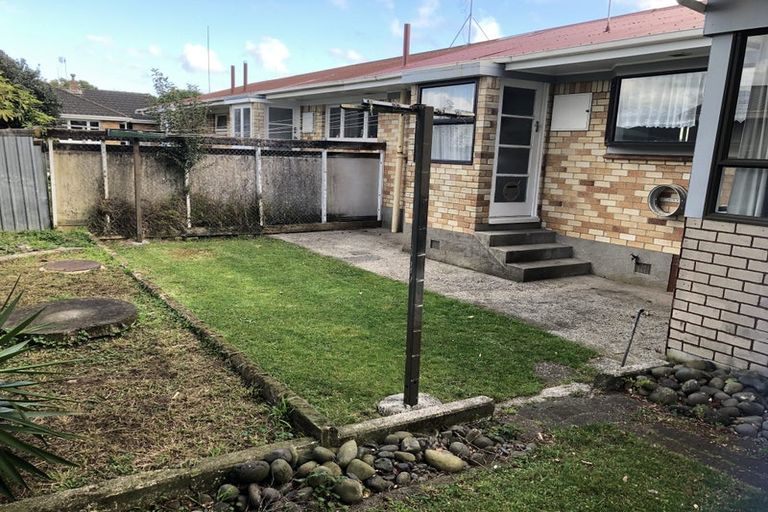 Photo of property in 52c Heath Street, St Andrews, Hamilton, 3200