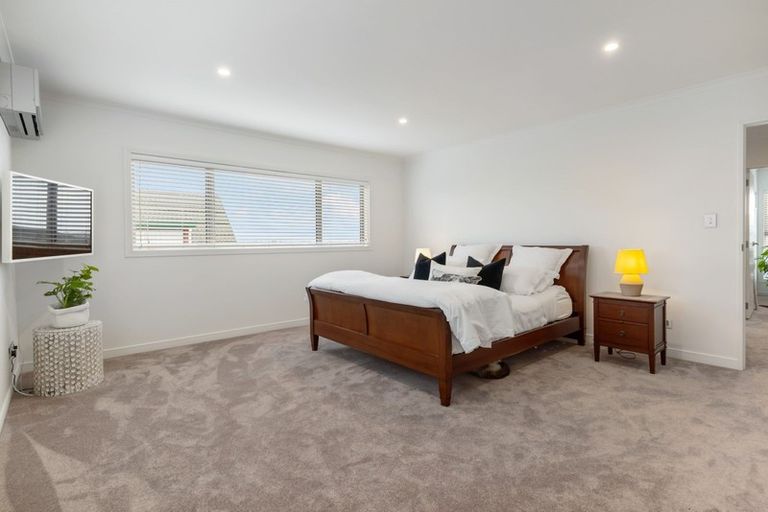 Photo of property in 4 Awakirihi Close, Shamrock Park, Auckland, 2016