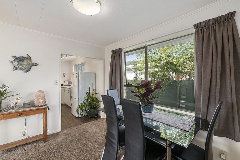 Photo of property in 19a Andrew Street, Waikanae, 5036
