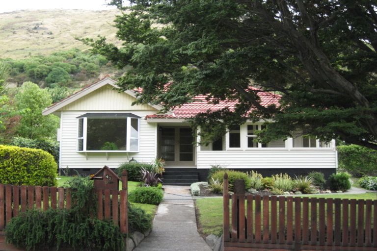 Photo of property in 41 Port Hills Road, Heathcote Valley, Christchurch, 8022