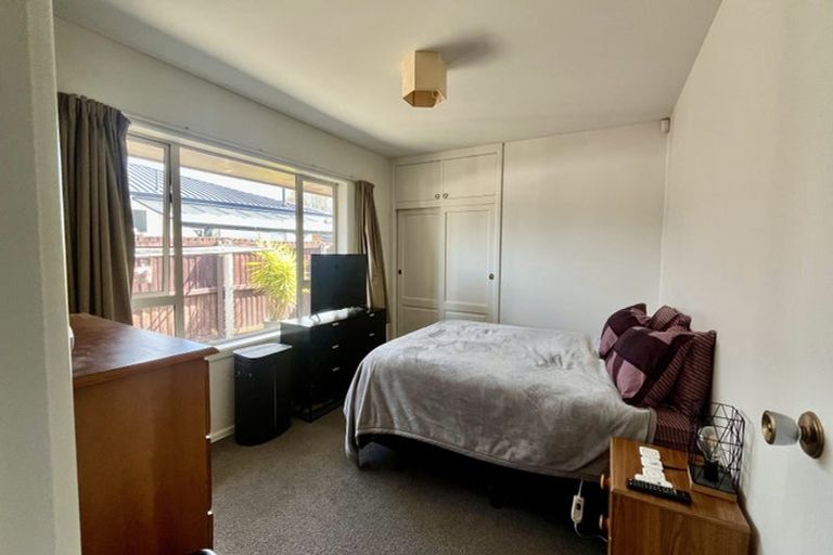 Photo of property in 1/25 Grahams Road, Ilam, Christchurch, 8041