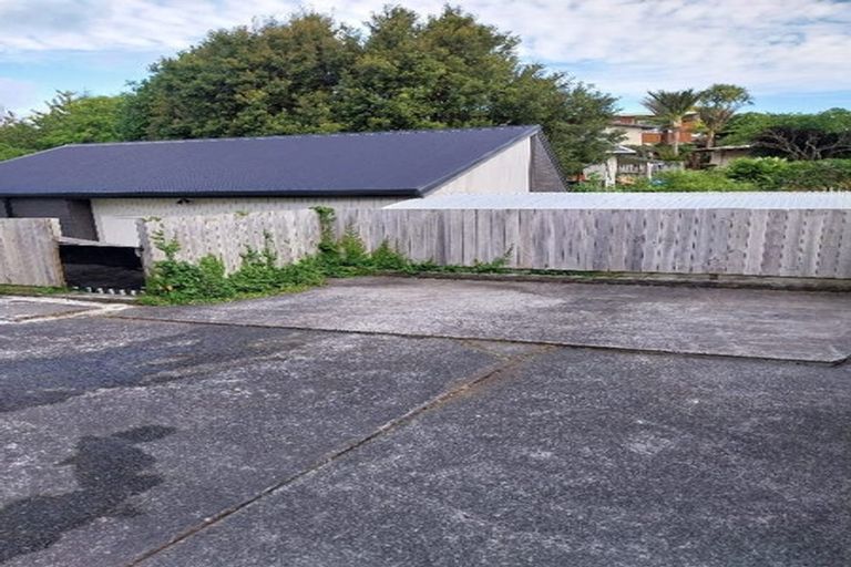 Photo of property in 16 Union Road, Howick, Auckland, 2014