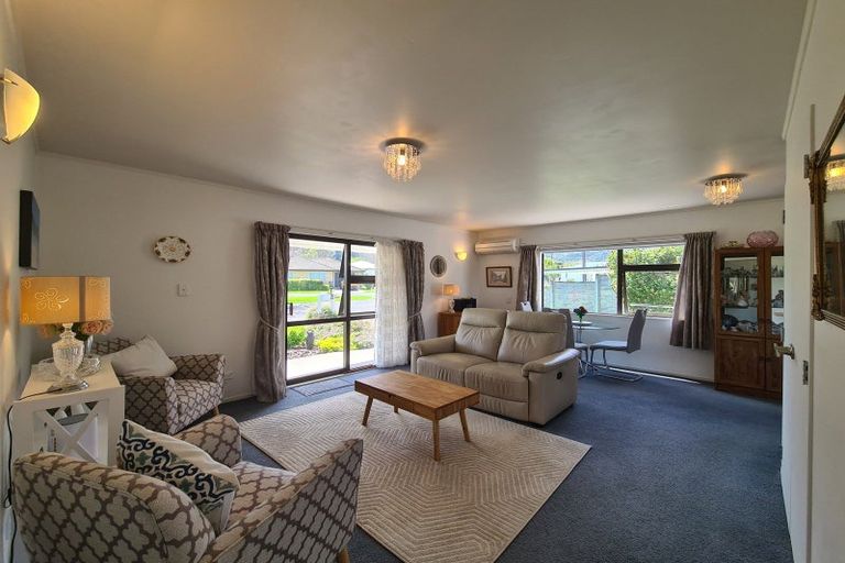 Photo of property in 2 Courthouse Lane, Coromandel, 3506