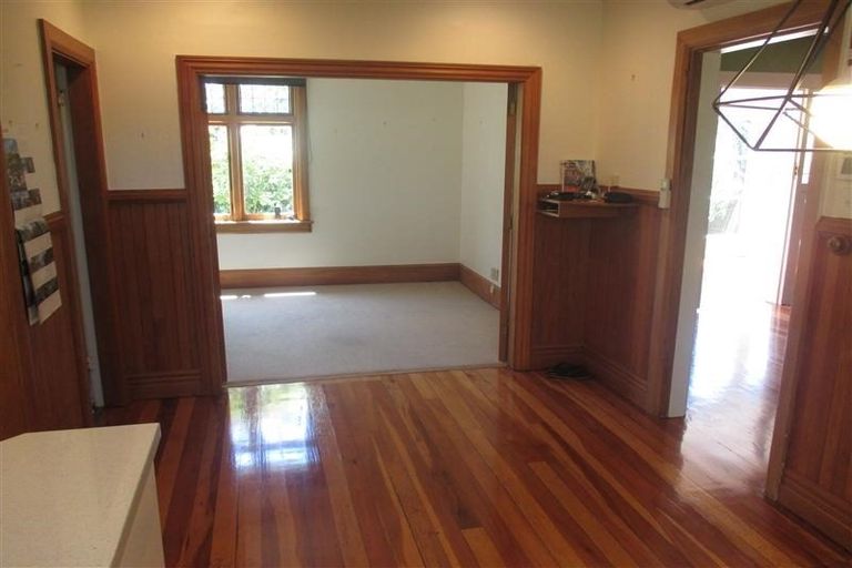 Photo of property in 38 Martin Avenue, Beckenham, Christchurch, 8023