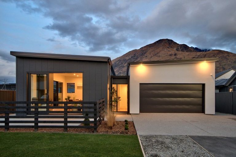 Photo of property in 40 Headley Drive, Lower Shotover, Queenstown, 9304