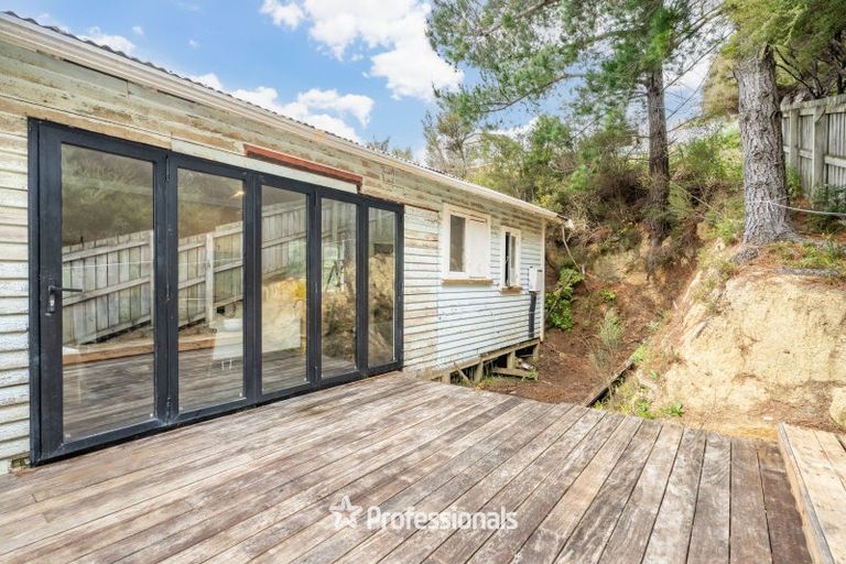 Photo of property in 7 Fraser Street, Wainuiomata, Lower Hutt, 5014