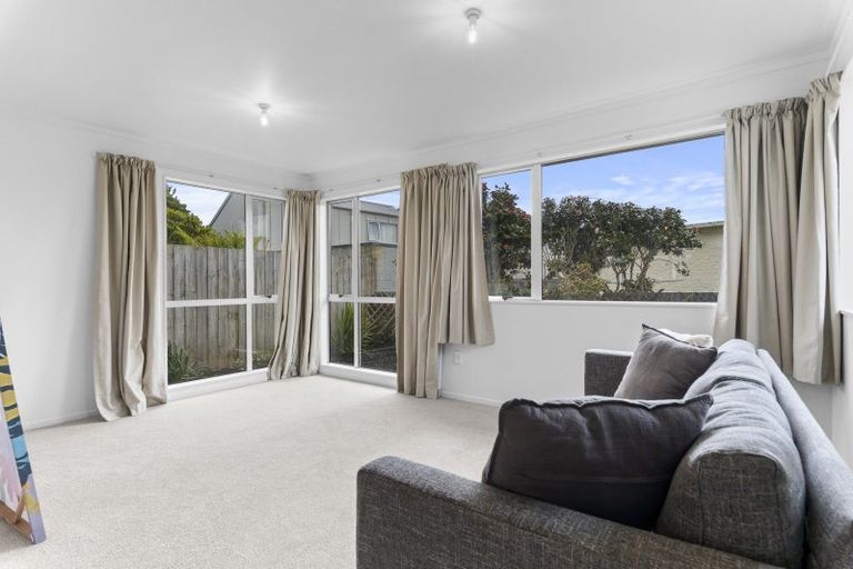 Photo of property in 3/62 Wallace Place, Westown, New Plymouth, 4310