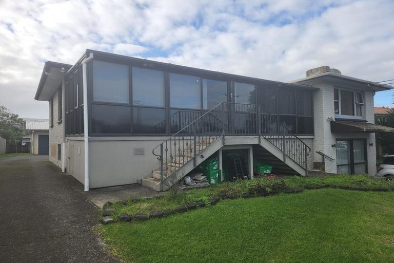 Photo of property in 18 Greenmeadows Avenue, Manurewa East, Auckland, 2102