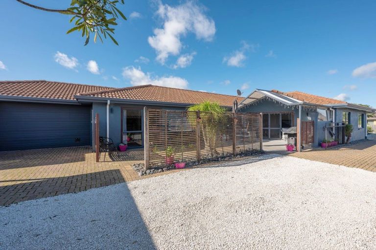 Photo of property in 35 Elmbridge Place, Owhata, Rotorua, 3010