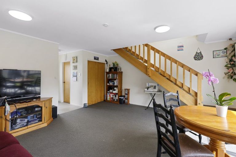 Photo of property in 4/24 Mason Street, Moera, Lower Hutt, 5010