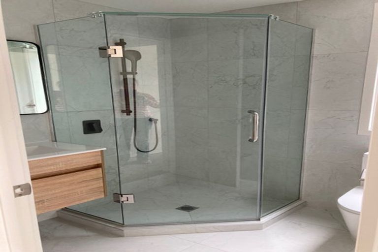 Photo of property in 108b Coronation Road, Hillcrest, Auckland, 0627