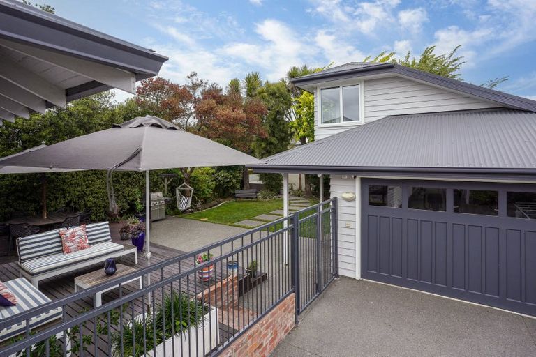 Photo of property in 222 Edgeware Road, Edgeware, Christchurch, 8013