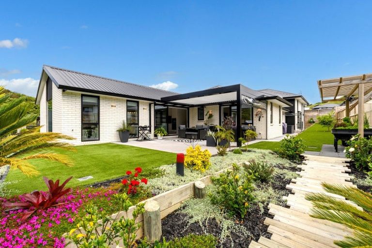 Photo of property in 123 Adler Drive, Ohauiti, Tauranga, 3112