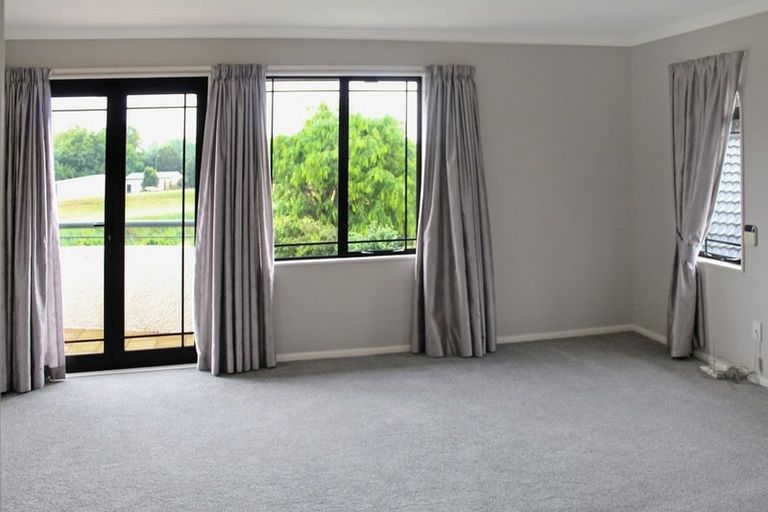 Photo of property in 41 Washington Parade, Milson, Palmerston North, 4414