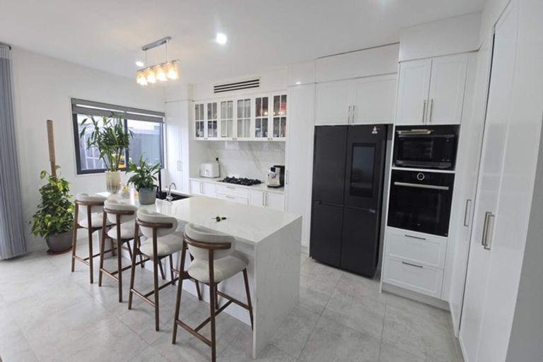 Photo of property in 86 Longhorn Drive, Flat Bush, Auckland, 2019