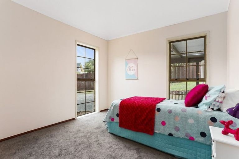 Photo of property in 2/14 Weetman Drive, Browns Bay, Auckland, 0630