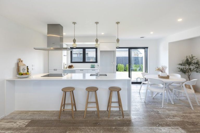 Photo of property in 6 Elba Crescent, Halswell, Christchurch, 8025