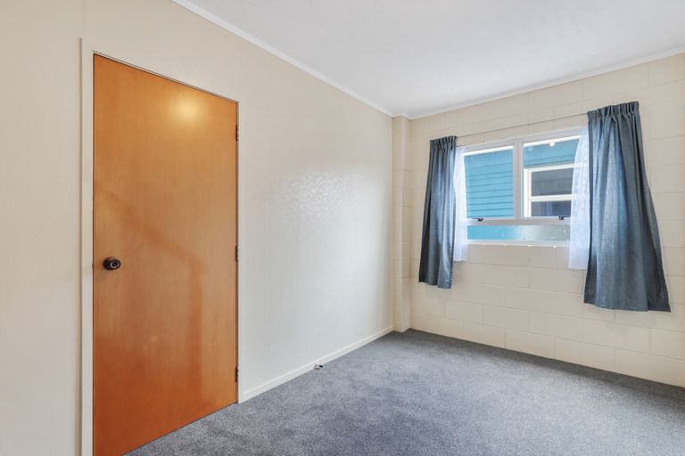 Photo of property in 27 Ocean View Road, Waihi Beach, 3611