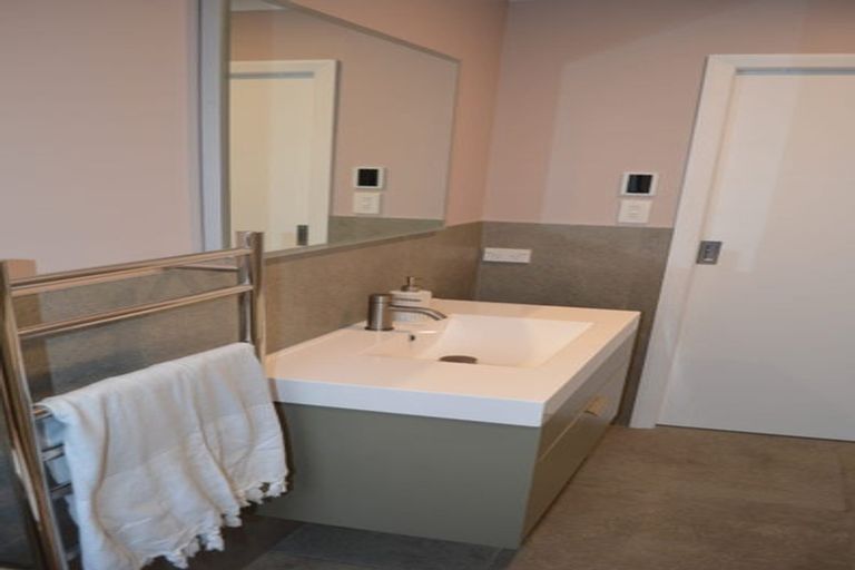 Photo of property in 137 Cornfoot Street, Castlecliff, Whanganui, 4501