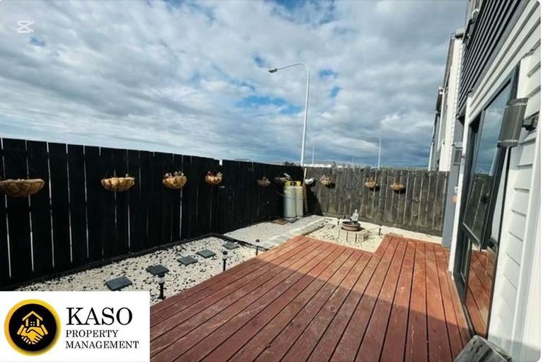 Photo of property in 5 Kairakau Street, Takanini, 2110