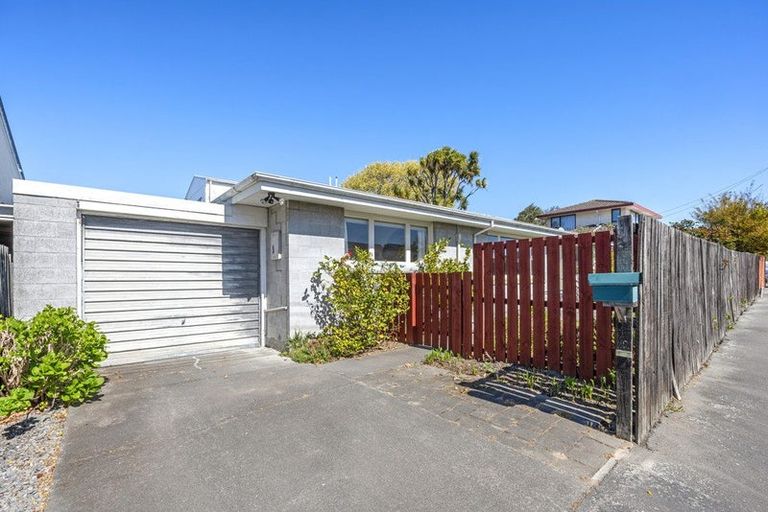 Photo of property in 1/49 Saint James Avenue, Papanui, Christchurch, 8053