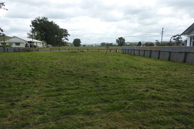 Photo of property in 6 Onslow Street, Ohingaiti, Kimbolton, 4785