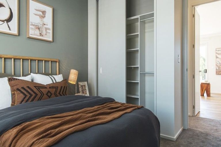 Photo of property in 19 Te Ahuahu Road, Piha, 0772