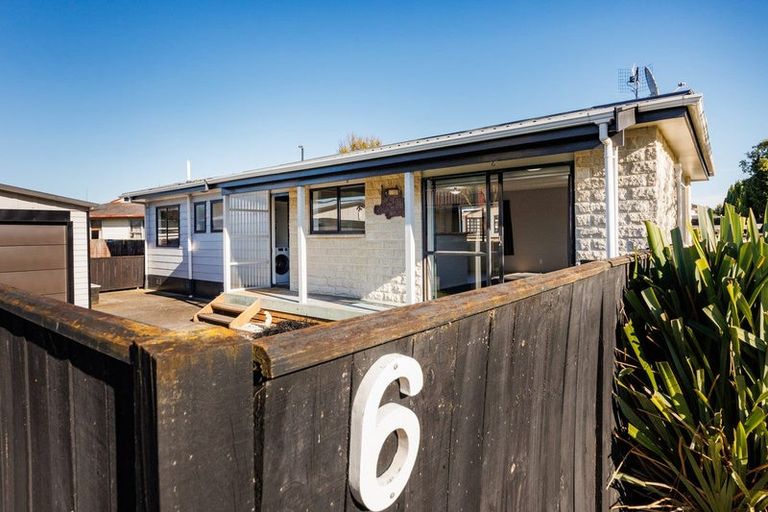 Photo of property in 6 Apollo Parade, Milson, Palmerston North, 4414