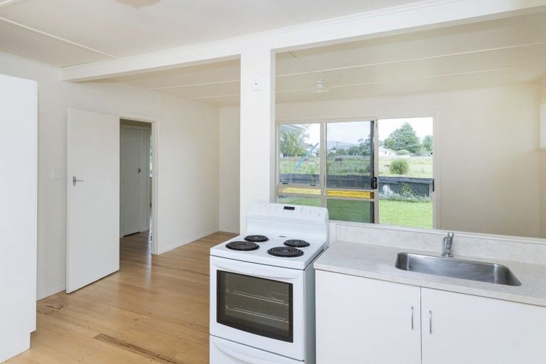 Photo of property in 12 Hetata Street, Whatatutu, Te Karaka, 4094