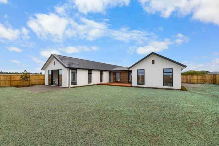 Photo of property in 49 Kingsdowne Drive, West Melton, 7618