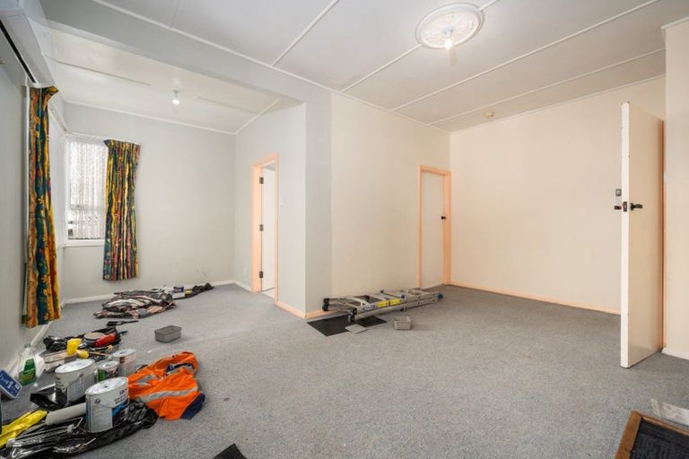 Photo of property in 38 Bannister Avenue, Johnsonville, Wellington, 6037