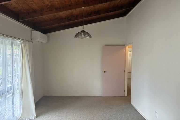 Photo of property in 23a Mcleod Road, Henderson, Auckland, 0612