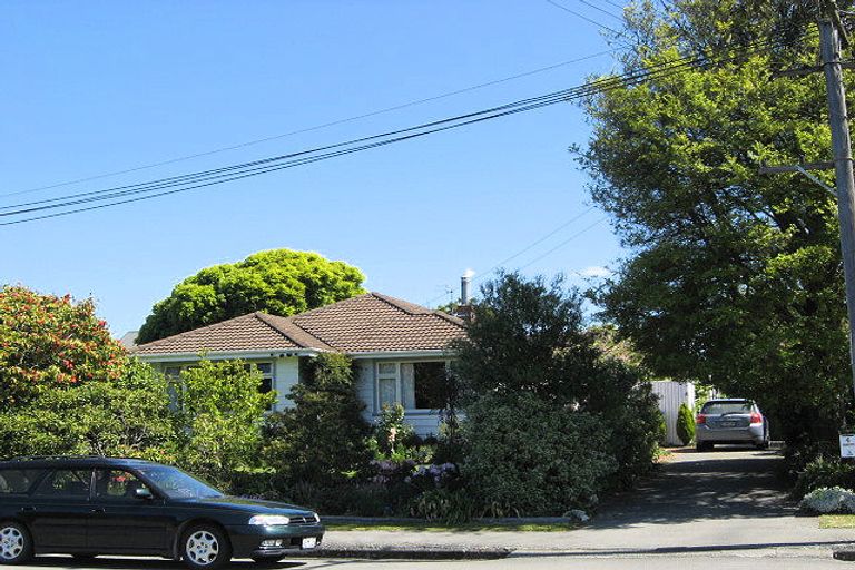 Photo of property in 4 Bannister Place, Ilam, Christchurch, 8053