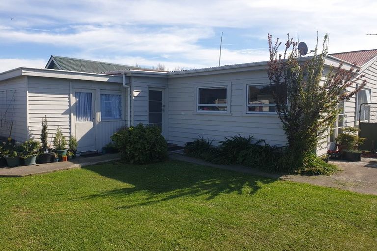 Photo of property in 38 Saint Johns Street, Woolston, Christchurch, 8062