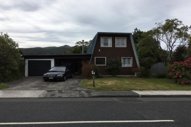 Photo of property in 8 Kurth Crescent, Silverstream, Upper Hutt, 5019