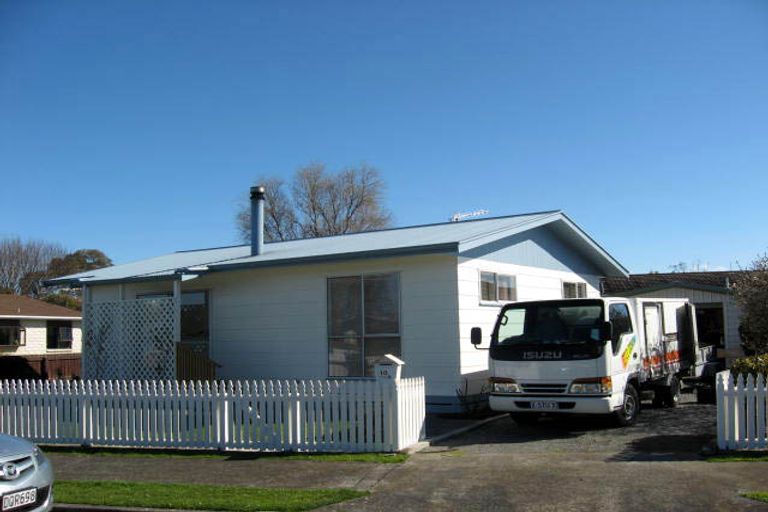 Photo of property in 10a Deller Drive, Carterton, 5713