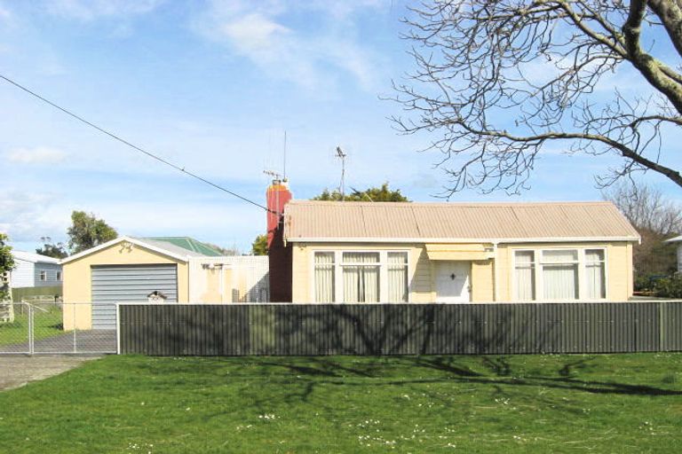 Photo of property in 10 Vance Street, Shannon, 4821