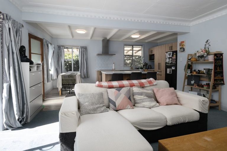 Photo of property in 42 Wingatui Road, Mosgiel, 9024