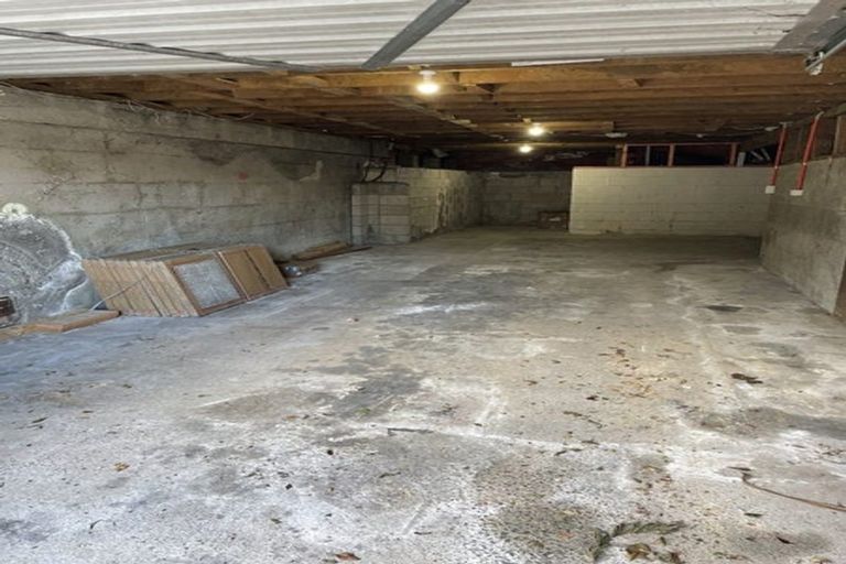 Photo of property in 8 Cardiff Street, Pukekohe, 2120