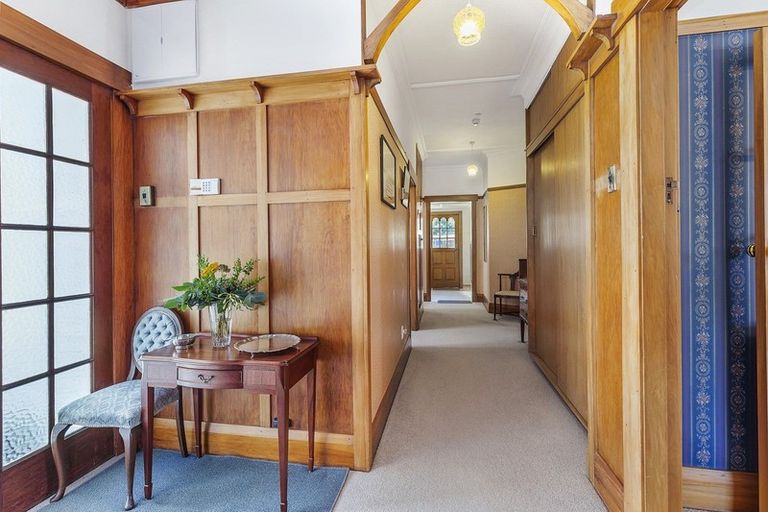 Photo of property in 35 Clyde Street, Island Bay, Wellington, 6023